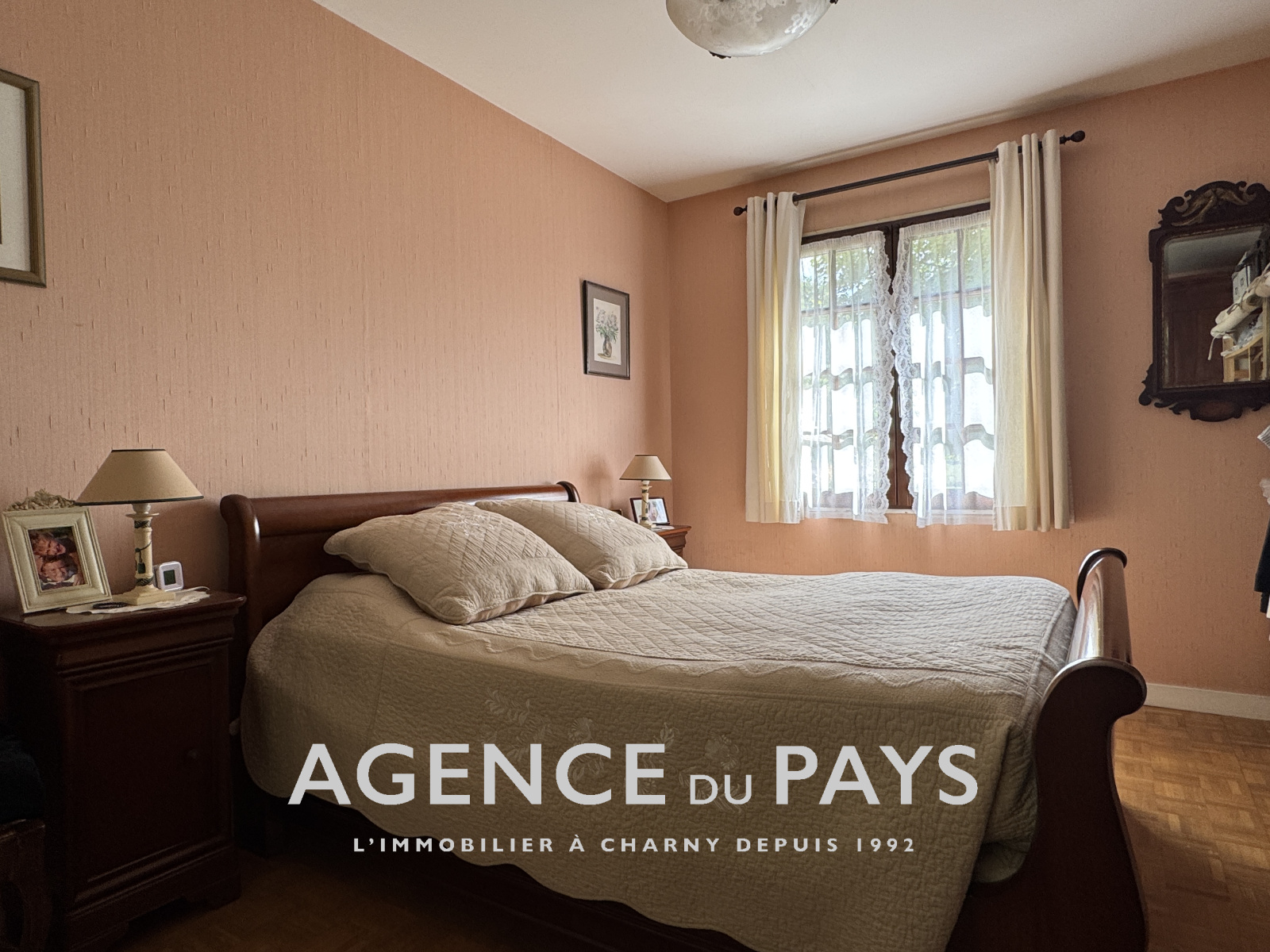 Image_9, Maison, Château-Renard, ref :V10004958