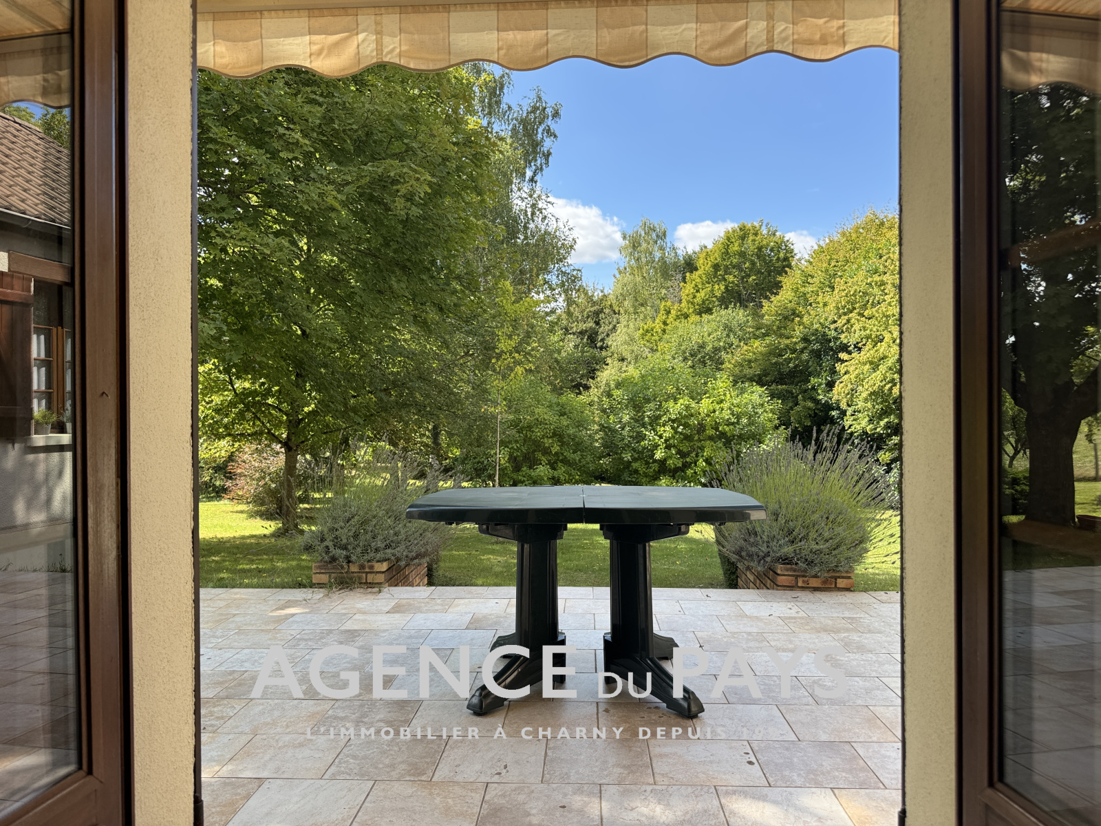 Image_12, Maison, Château-Renard, ref :V10004958