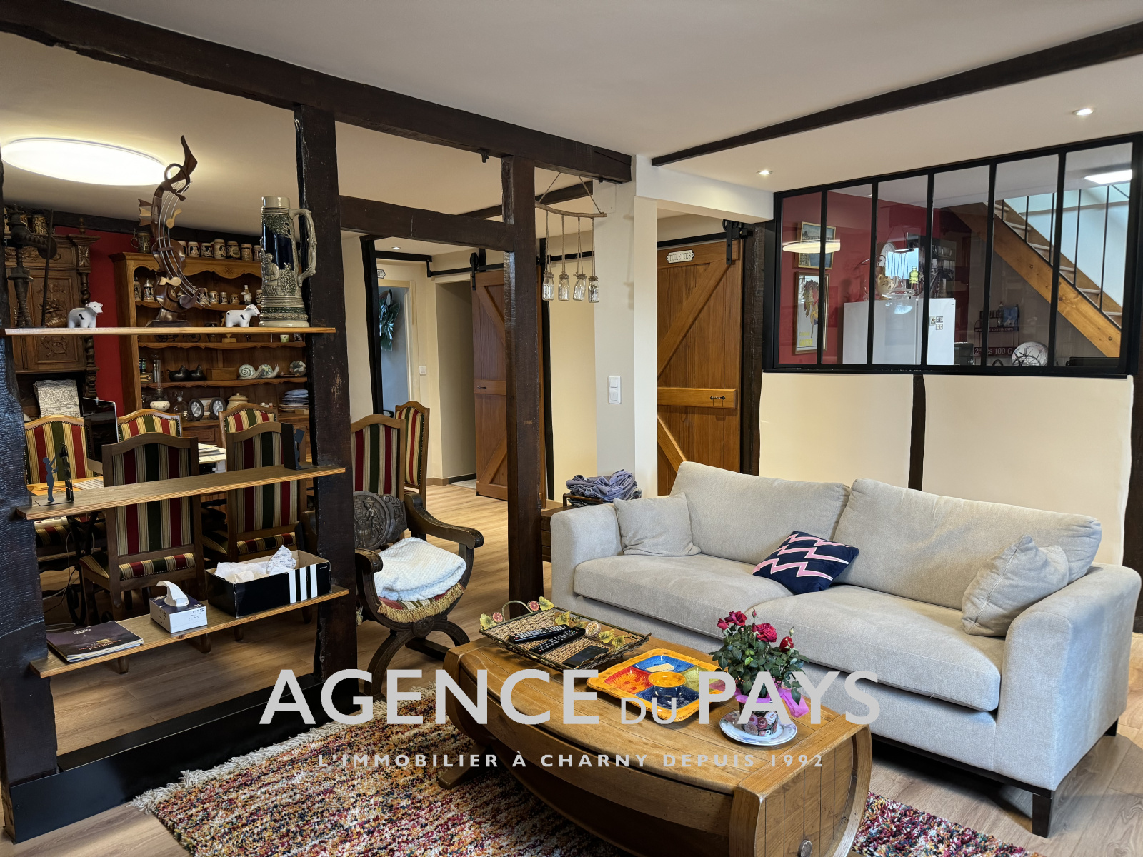 Image_1, Immeuble, Charny-Orée-de-Puisaye, ref :V10004908