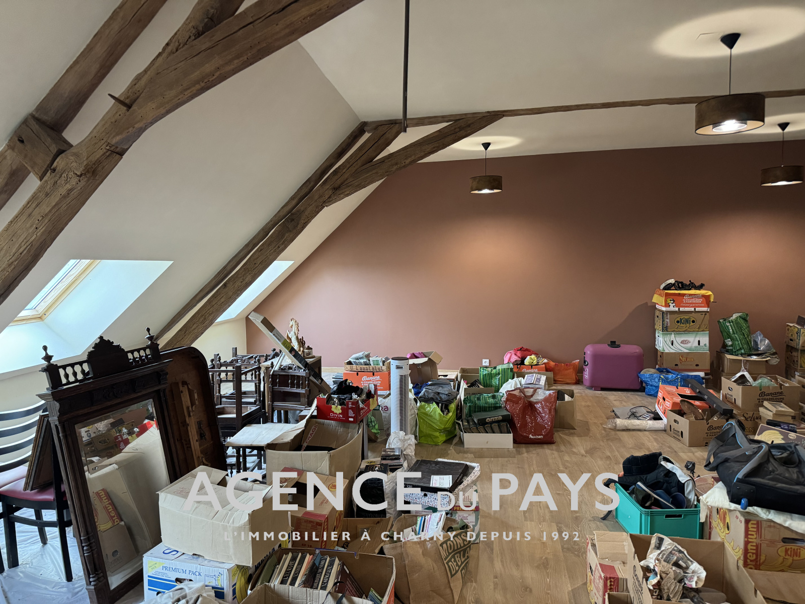 Image_9, Immeuble, Charny-Orée-de-Puisaye, ref :V10004908