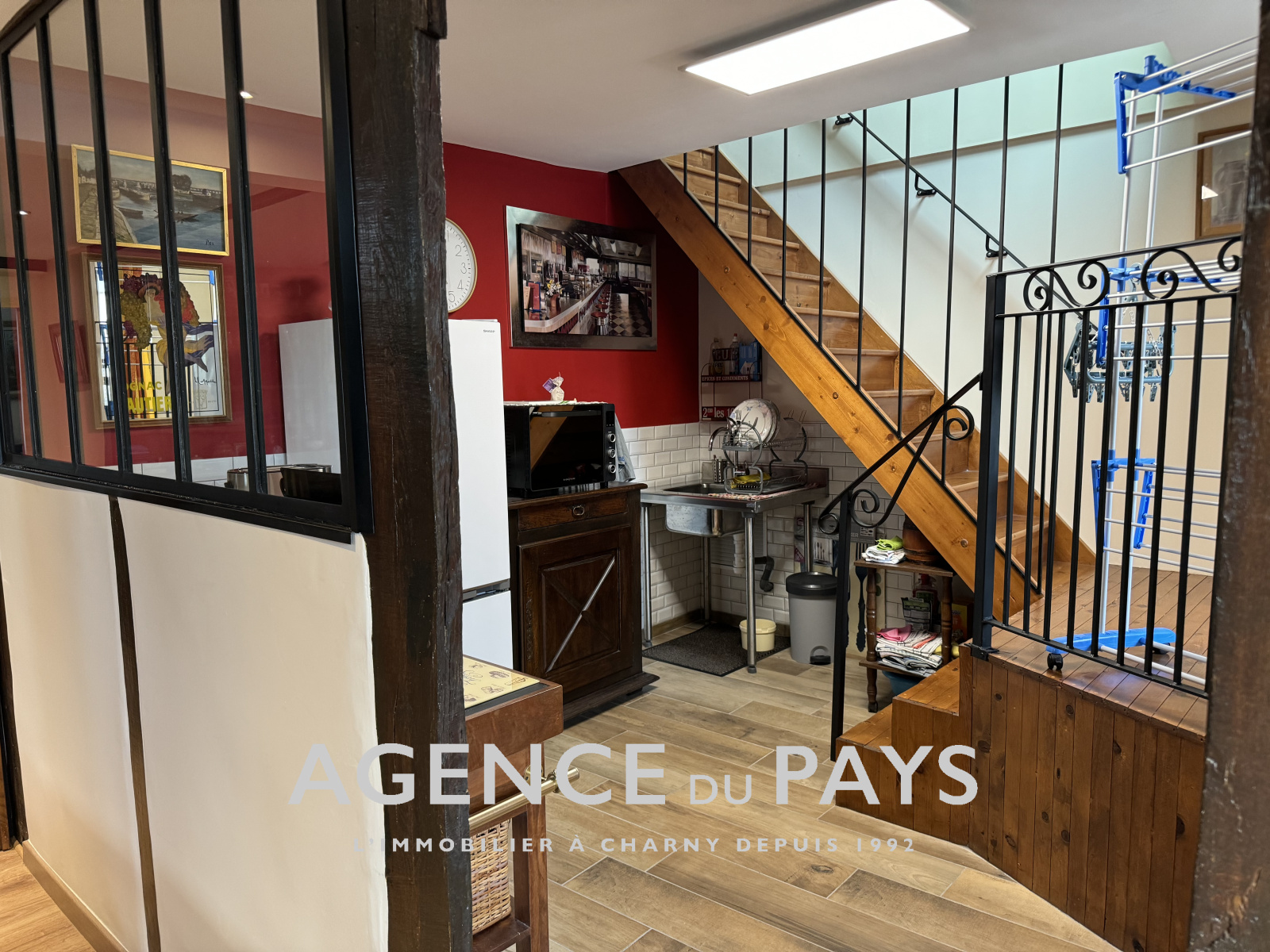 Image_2, Immeuble, Charny-Orée-de-Puisaye, ref :V10004908