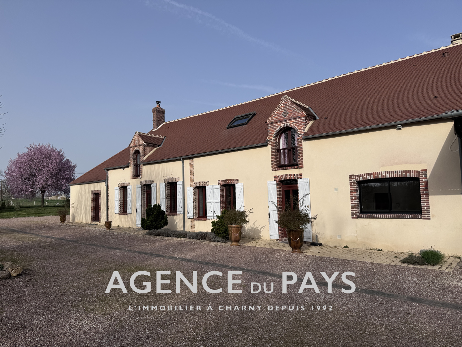 Image_1, Propriete, Charny-Orée-de-Puisaye, ref :V10004795