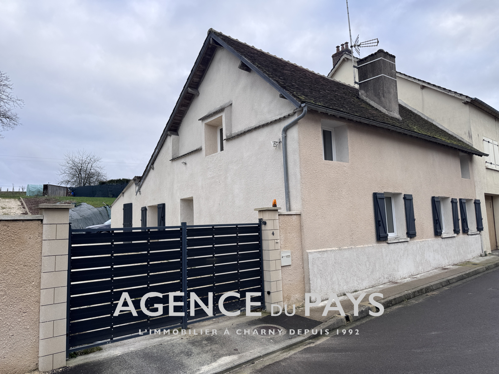 Image_1, Maison, Villeneuve-les-Genêts, ref :V10004989